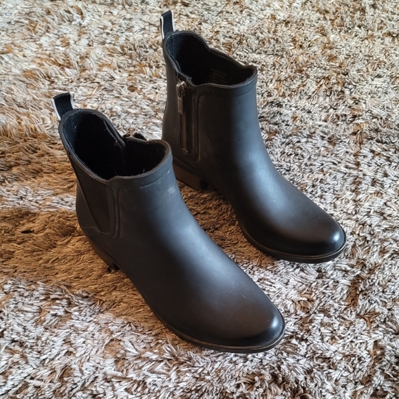 Lucky Brand Baselh2o Black Rubber Ankle Rain Boots 8 - Picture 2 of 10
